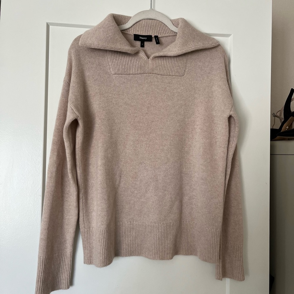 Theory cashmere notch-neck sweater